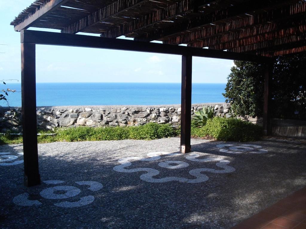 Residence Covo Degli Dei Milazzo Eksteriør bilde